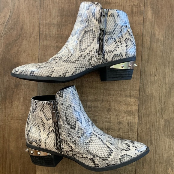 Sam Eldelman reptile/snake print studded heel booties - Picture 2 of 8